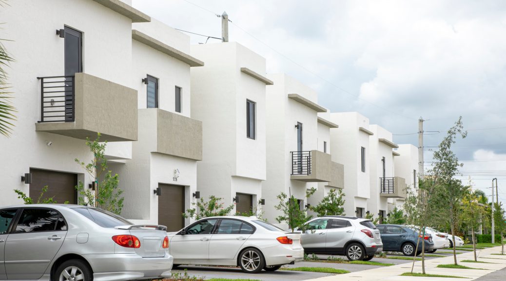 Palm Beach Condo Interkleen